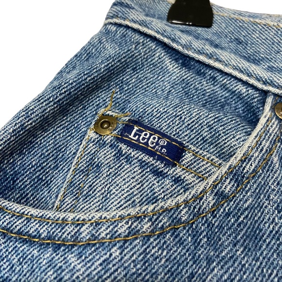 80s Lee Blue High Waisted Stonewash Mom Jeans Vintage Denim Tapered Leg Jeans - Picture 5 of 15